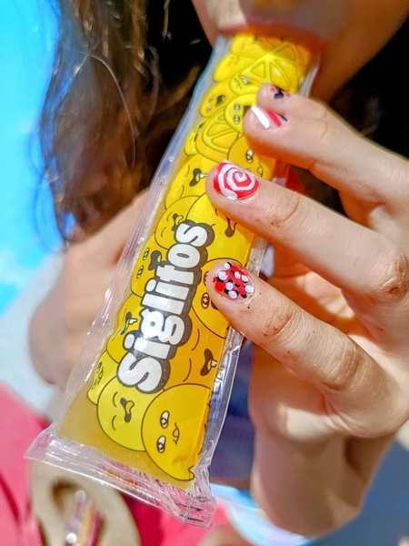 Closeup uñas Siglitos